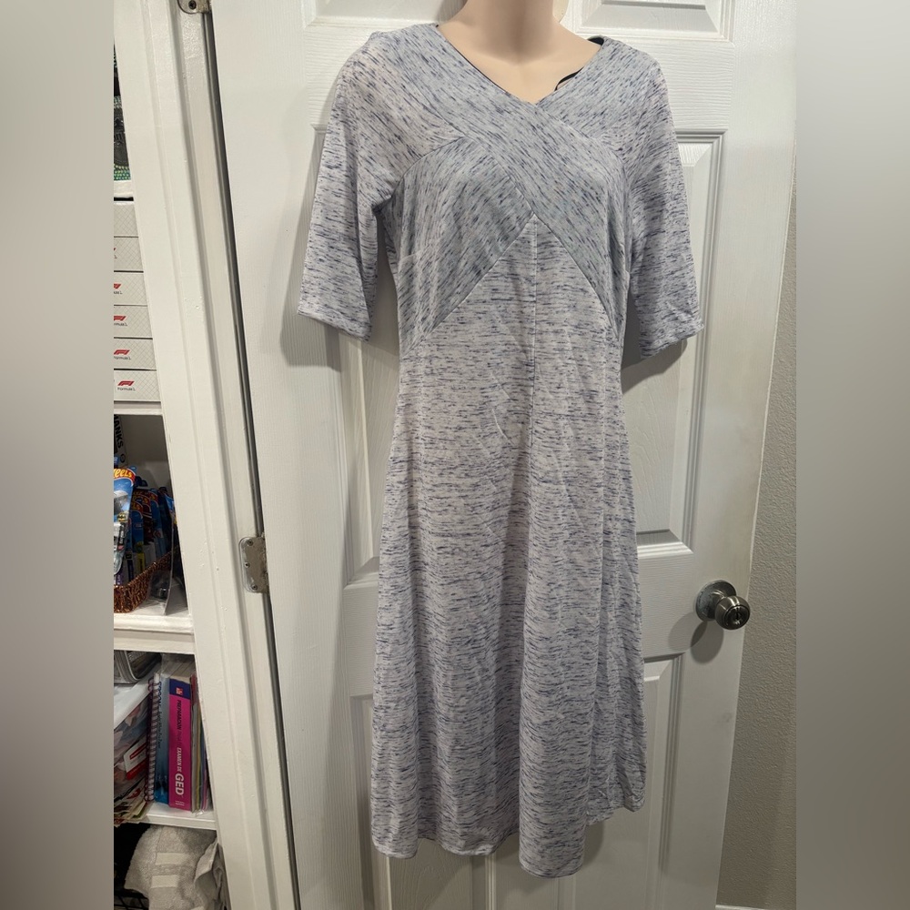 Rabbit Rabbit Rabbit. Cream-light blue Midi Dress. Size 6 - Picture 2 of 7